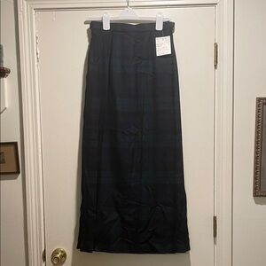 James Pringle Weavers Double Buckle Tartan Maxi Skirt in Black and Green NWT